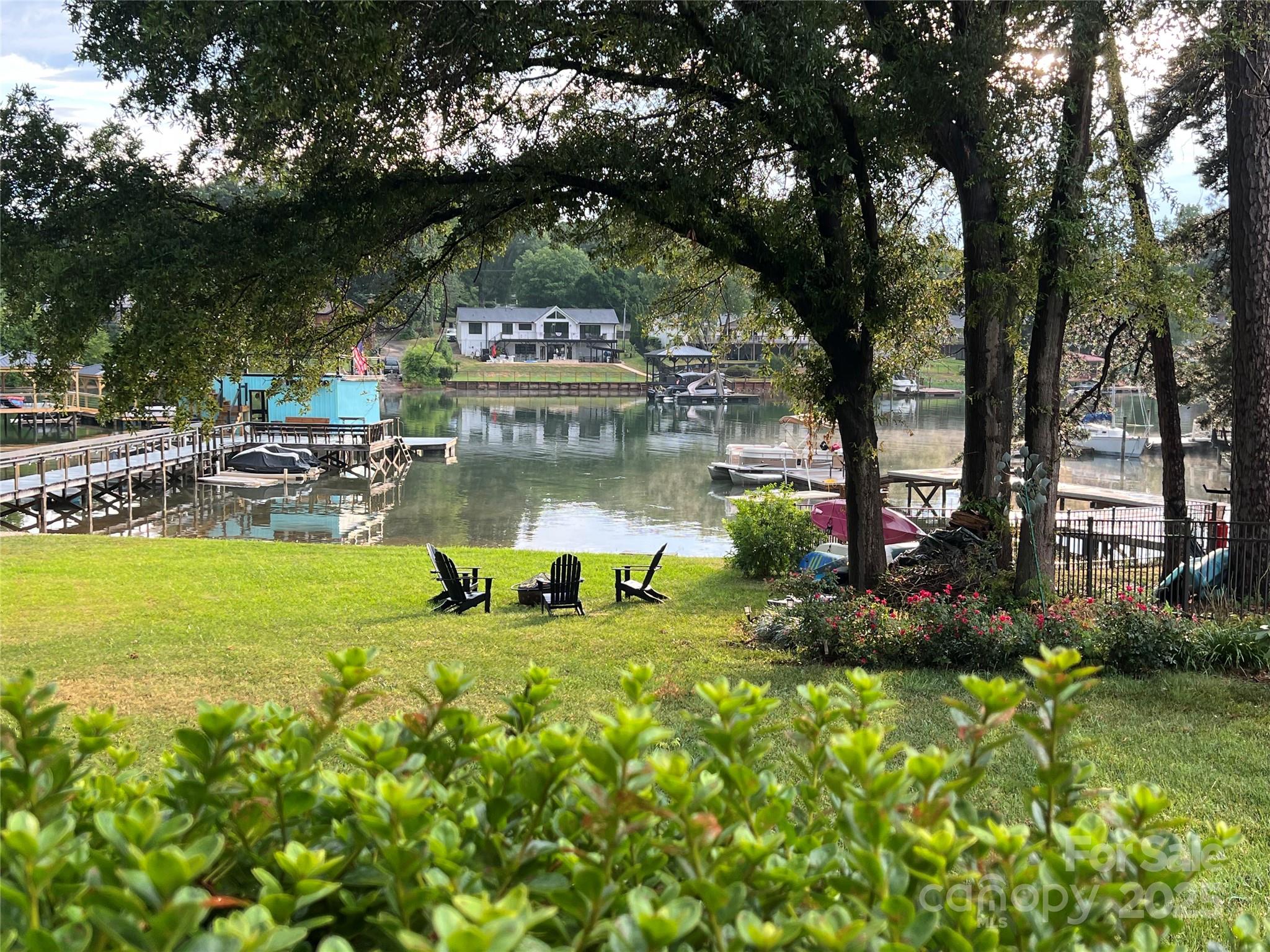 Norman Shores - Residential