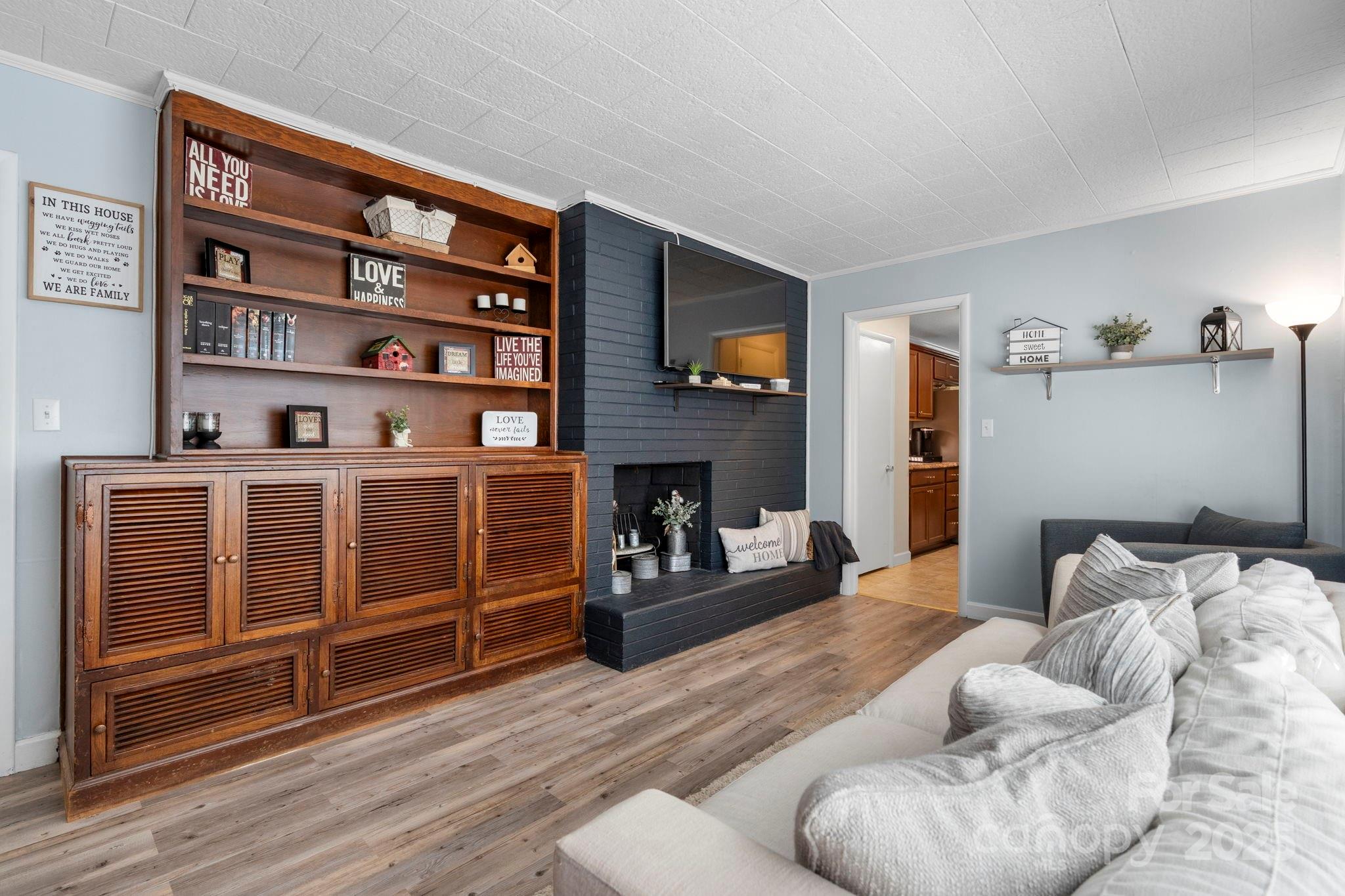 Oakwood Park - Residential