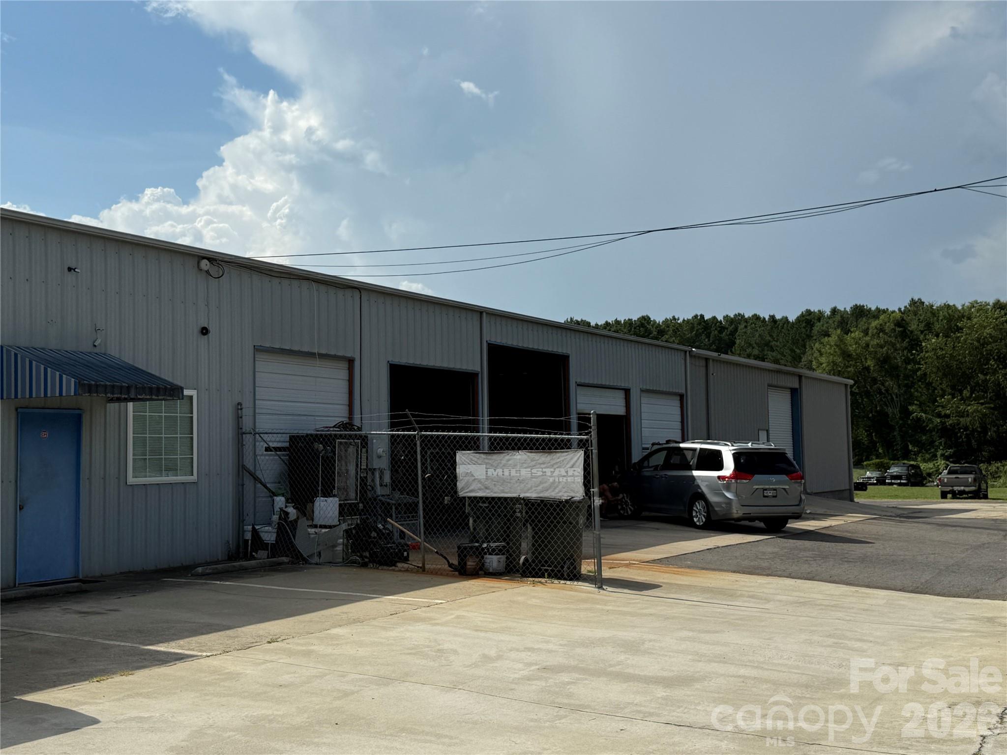 979 E Liberty Street