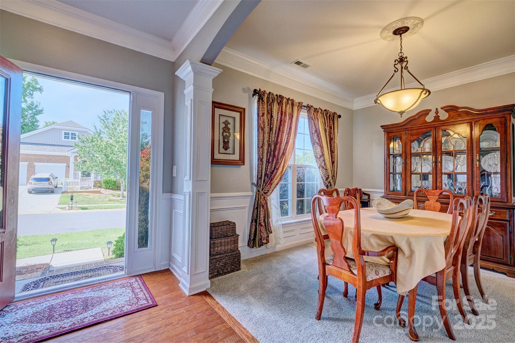 511 Rough Hewn Lane