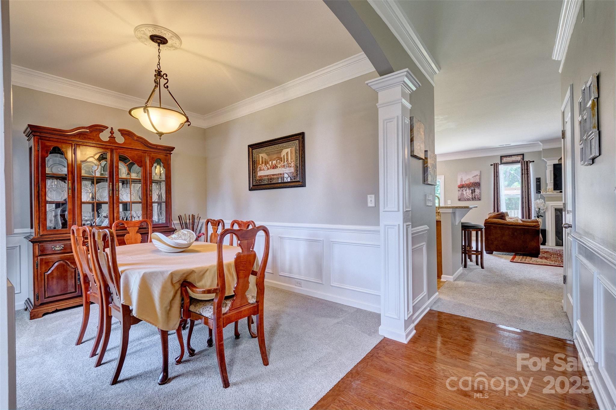 511 Rough Hewn Lane