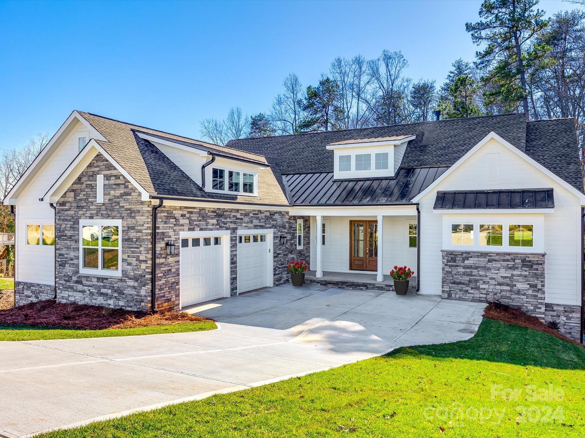 The Retreat At Sunset Ridge - Residential