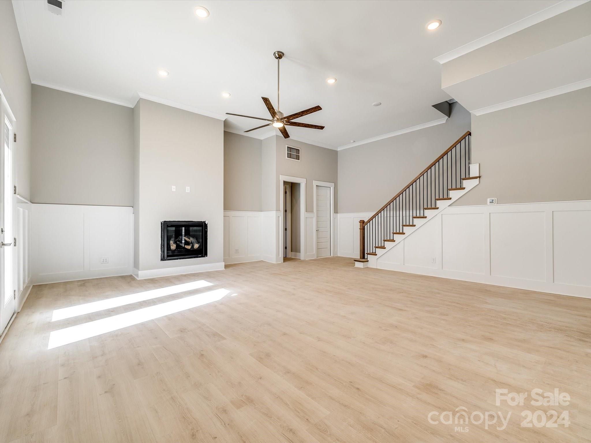 The Retreat At Sunset Ridge - Residential