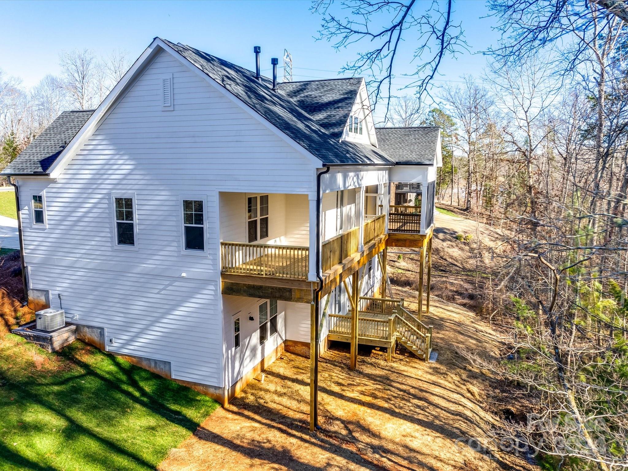 The Retreat At Sunset Ridge - Residential