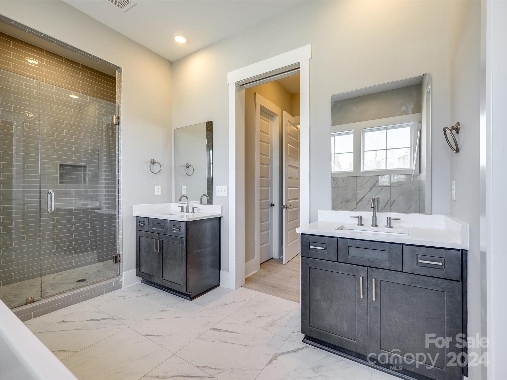 The Retreat At Sunset Ridge - Residential