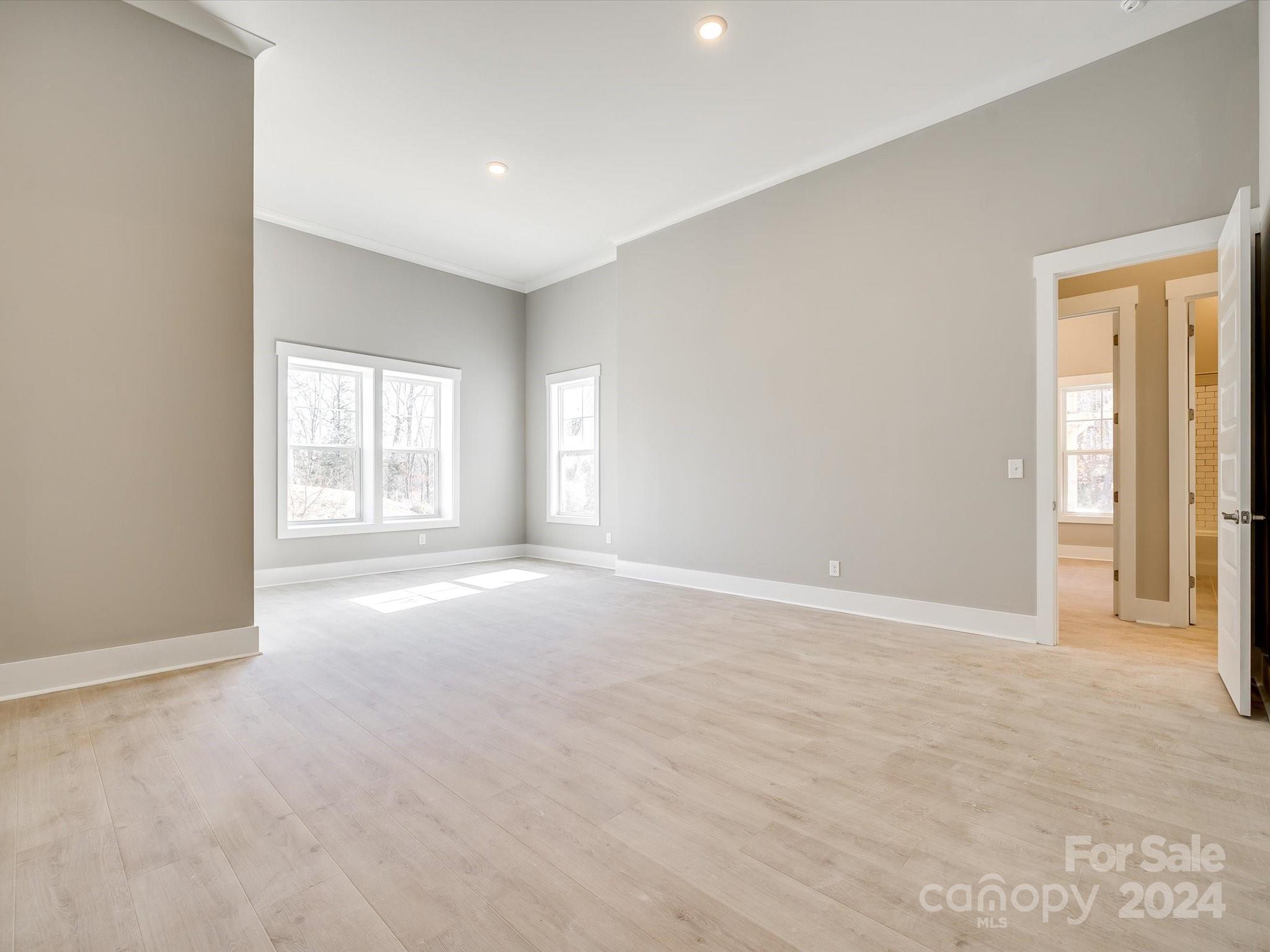 The Retreat At Sunset Ridge - Residential