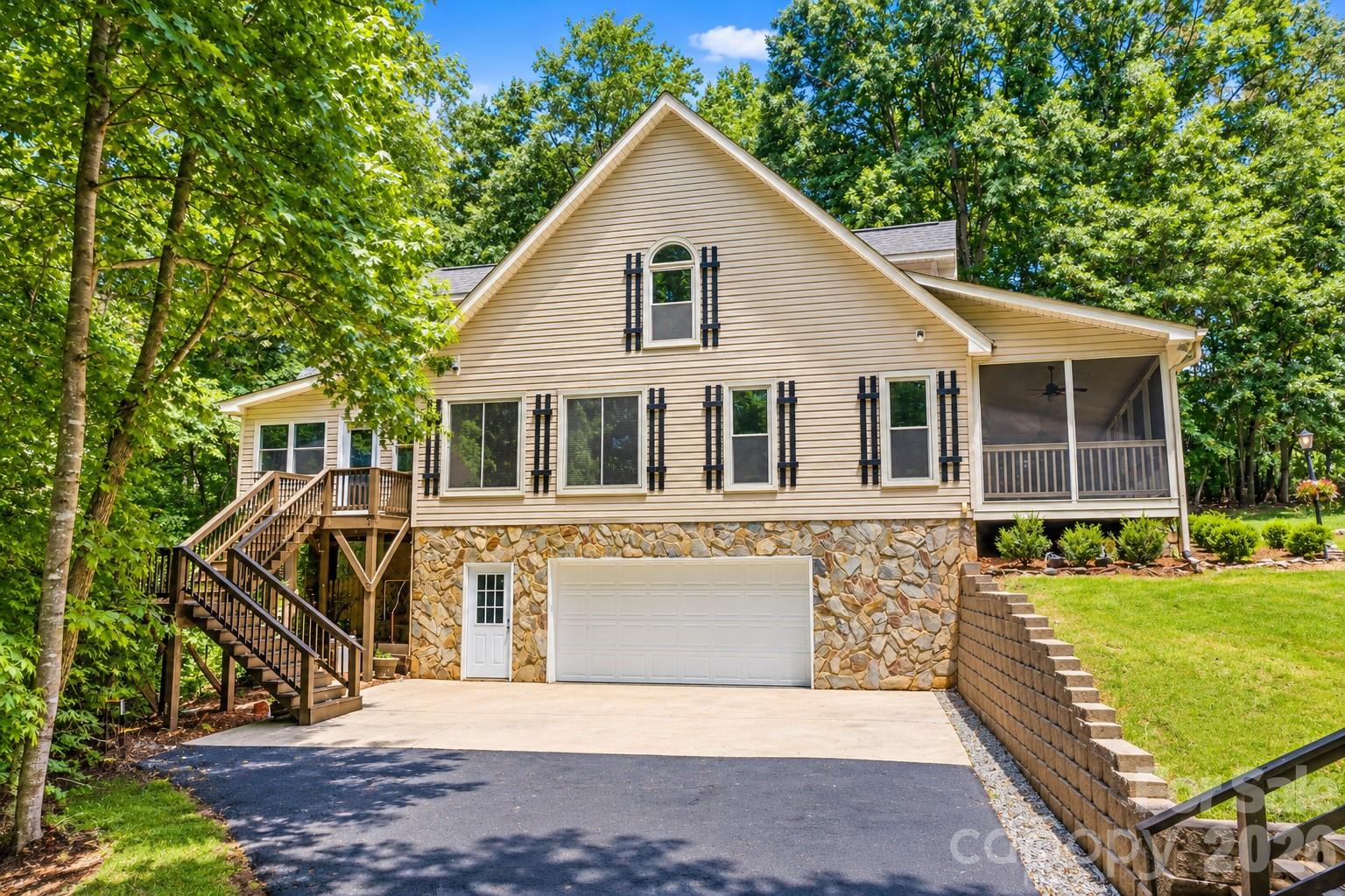 195 Azalea Road