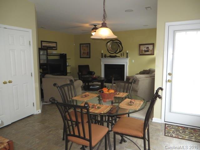 Autumn Cove At Lake Wylie - Residential
