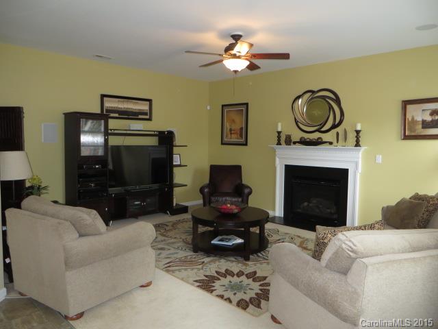 Autumn Cove At Lake Wylie - Residential