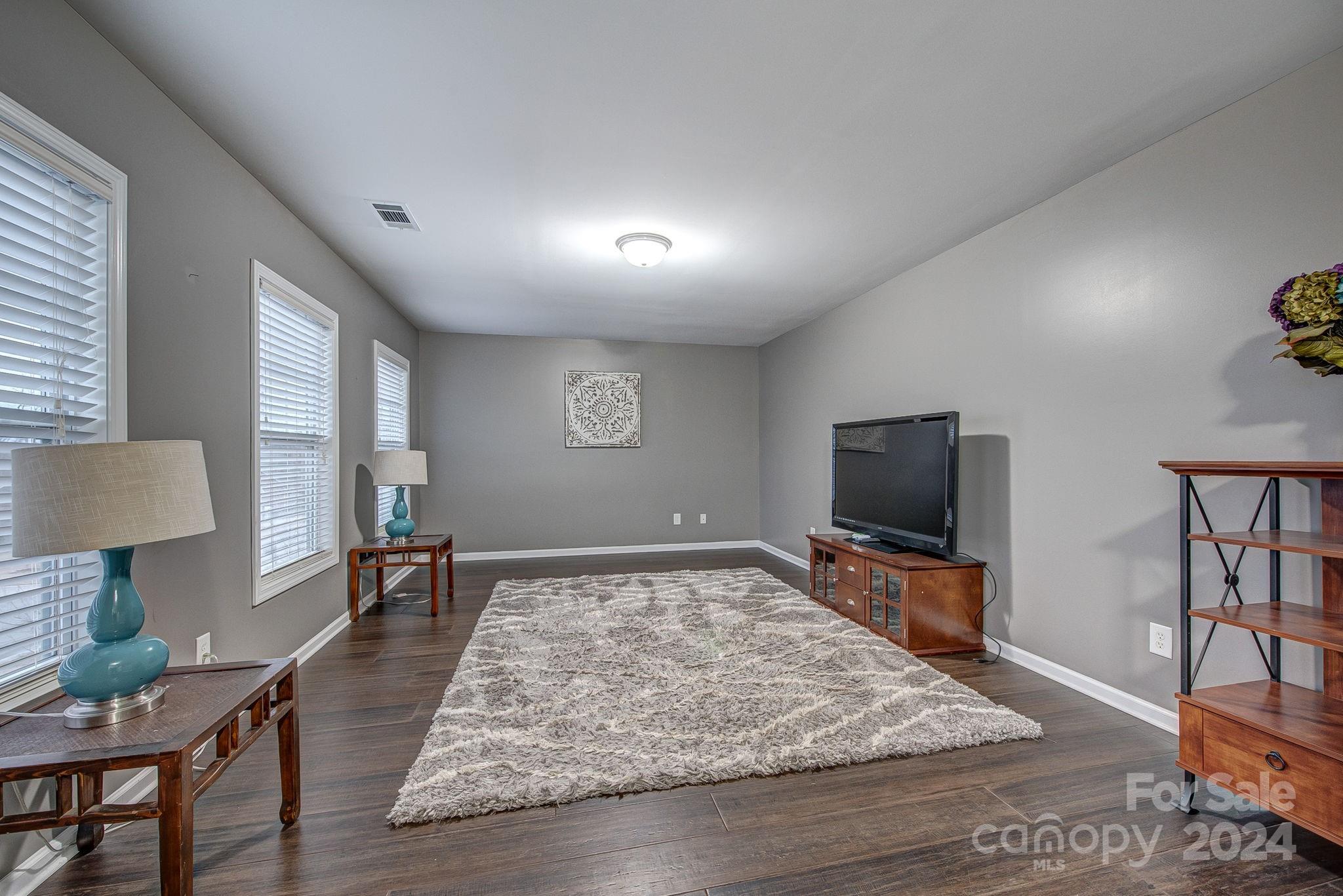 Somerset at Autumn Cove - Residential