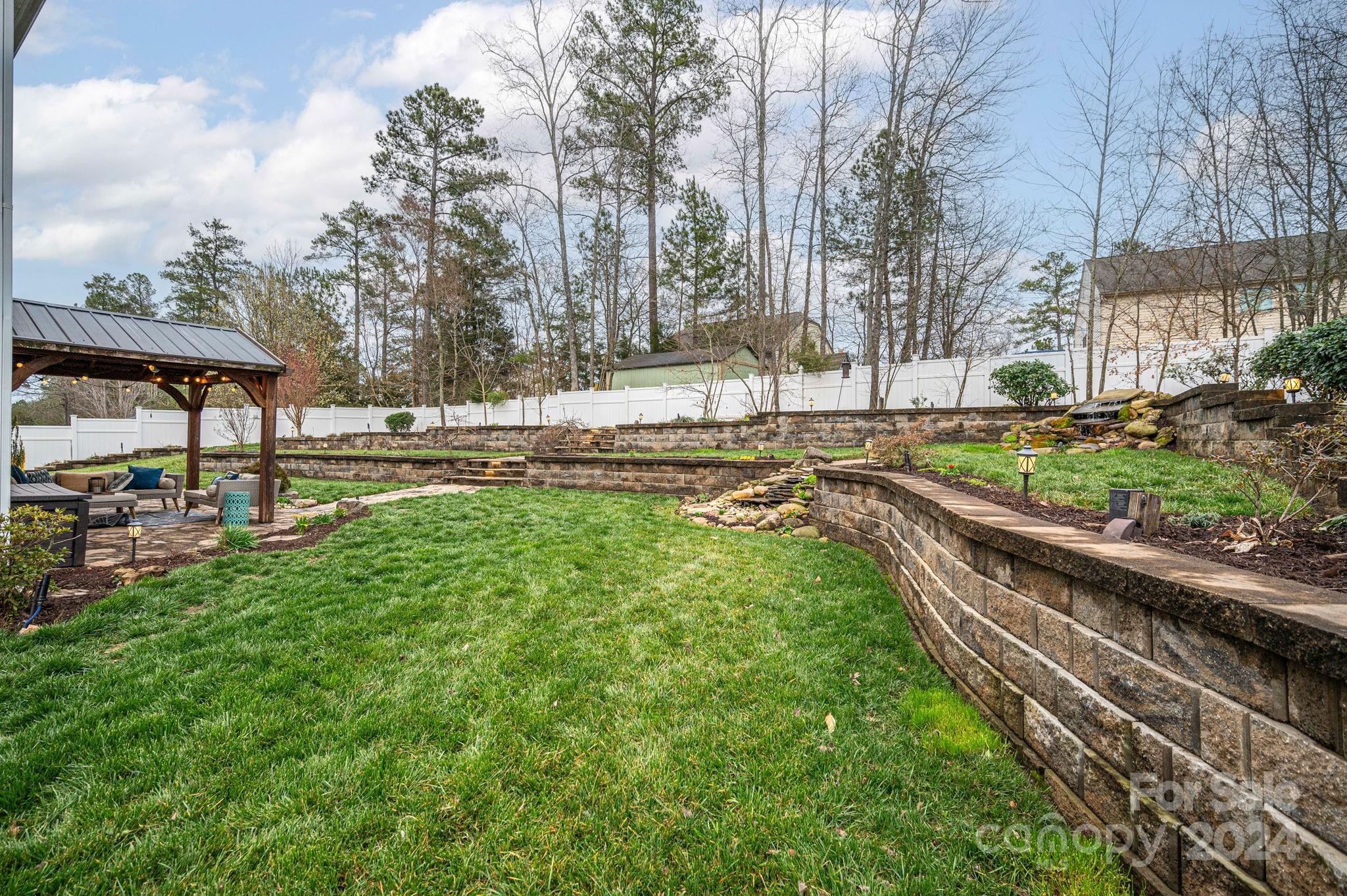 Somerset at Autumn Cove - Residential