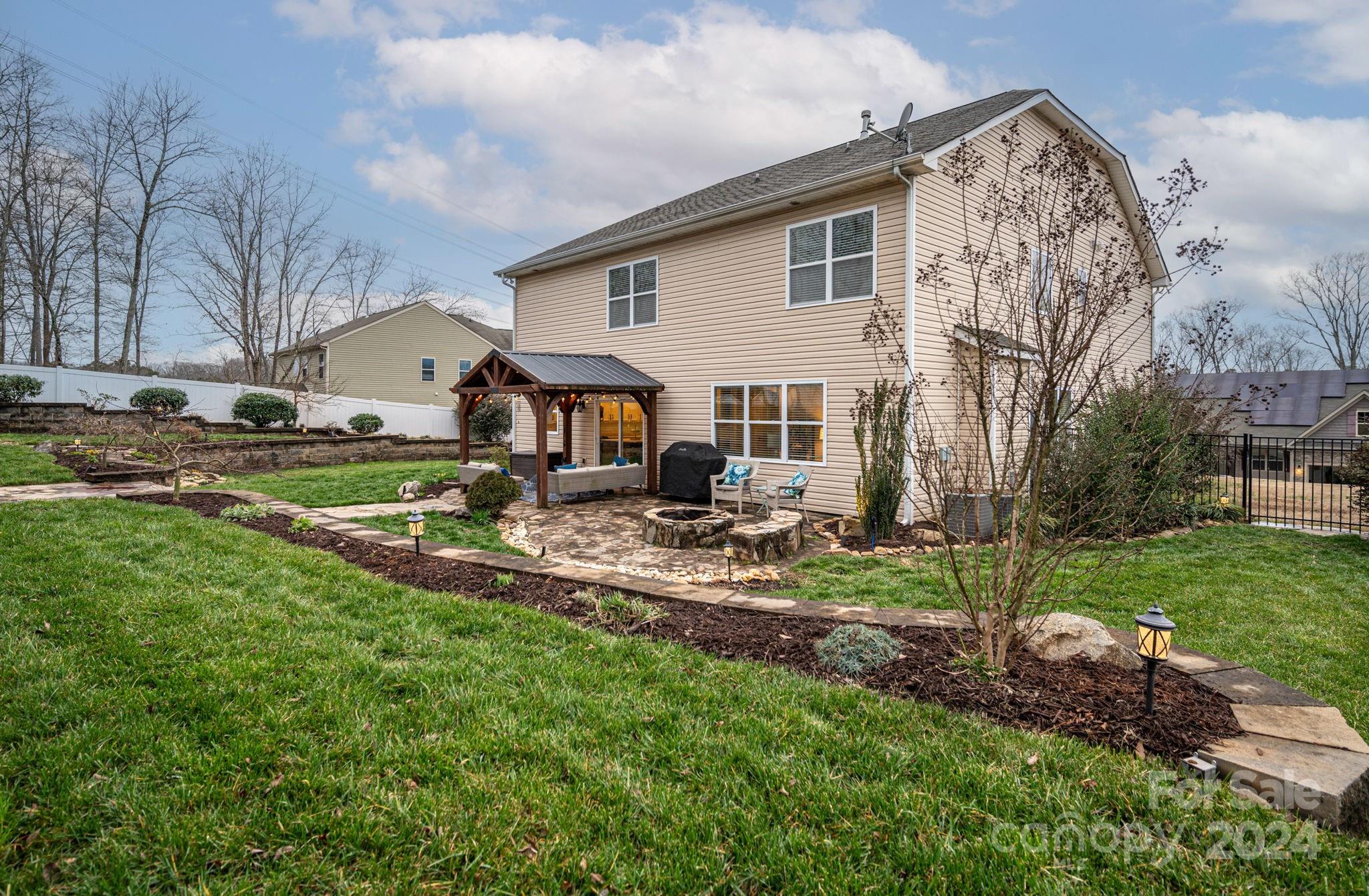 Somerset at Autumn Cove - Residential