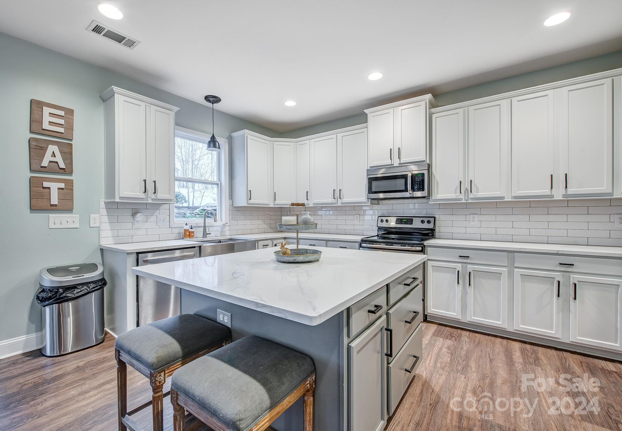 Somerset at Autumn Cove - Residential