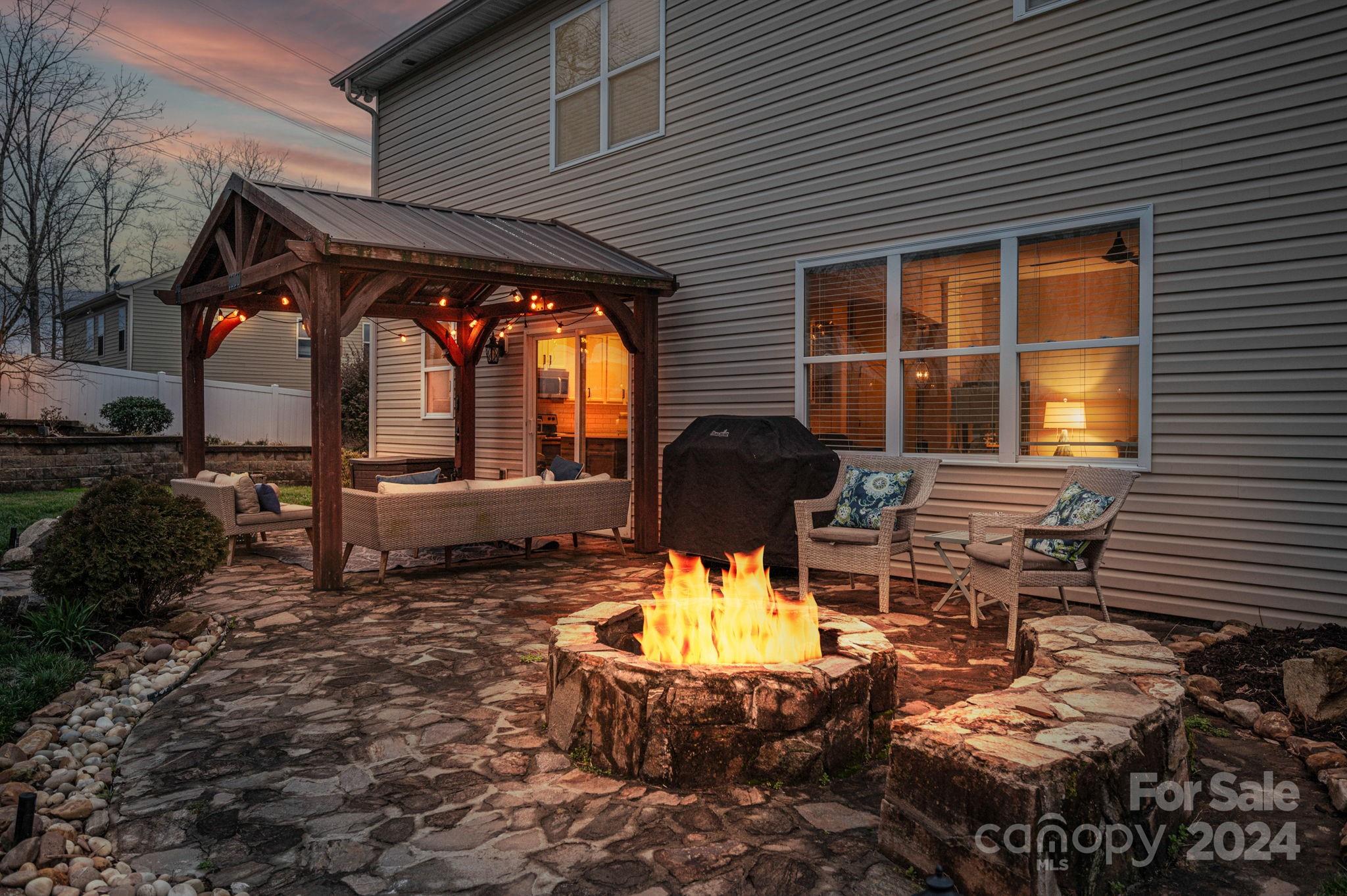 Somerset at Autumn Cove - Residential