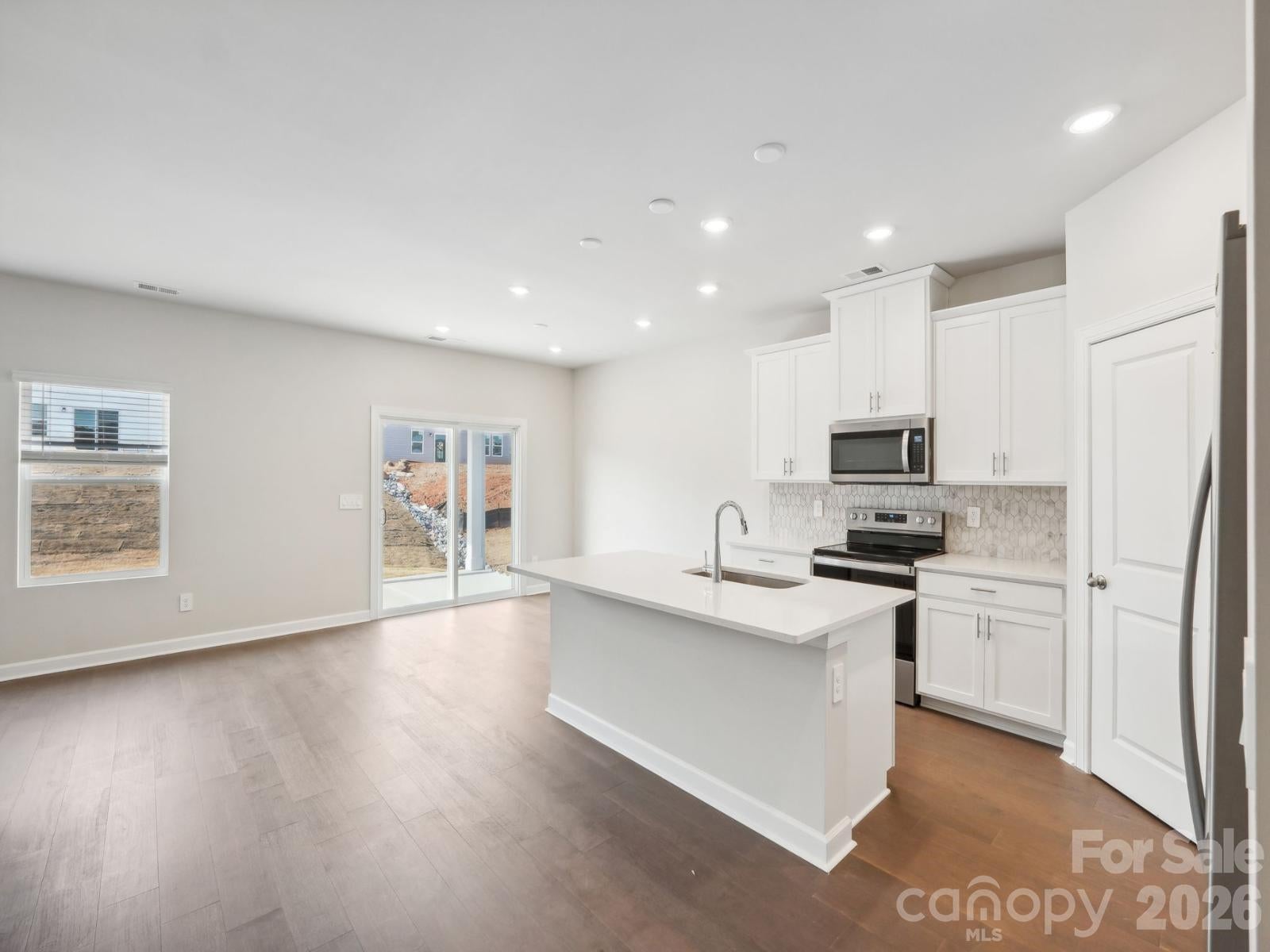 2412 Chartwell Court
