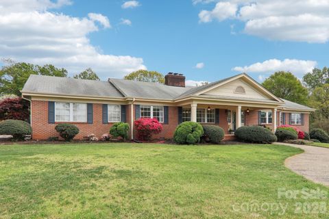 221 Huntley Street Spindale NC 28160