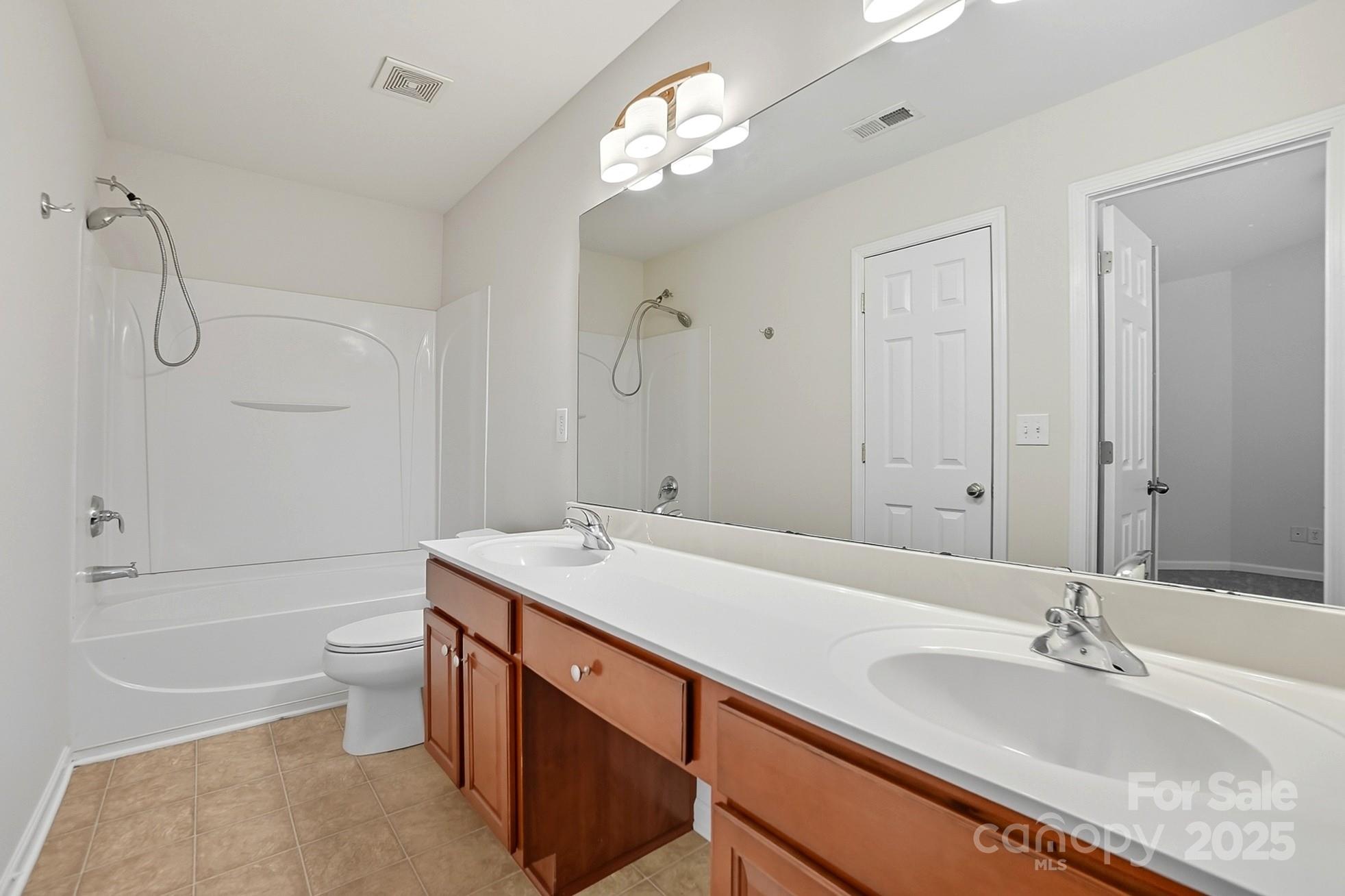 The Townes at Berkshire - Residential