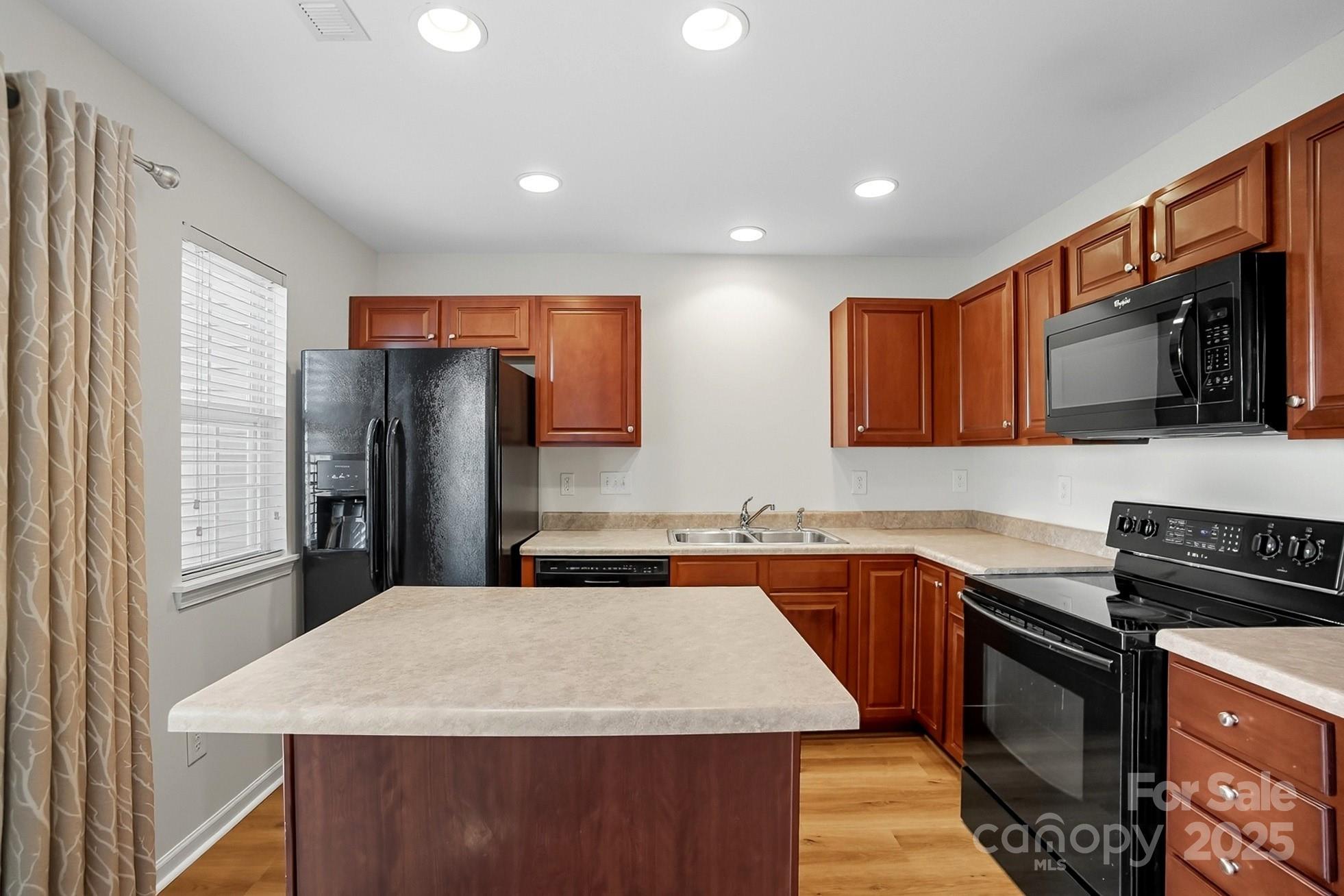 The Townes at Berkshire - Residential