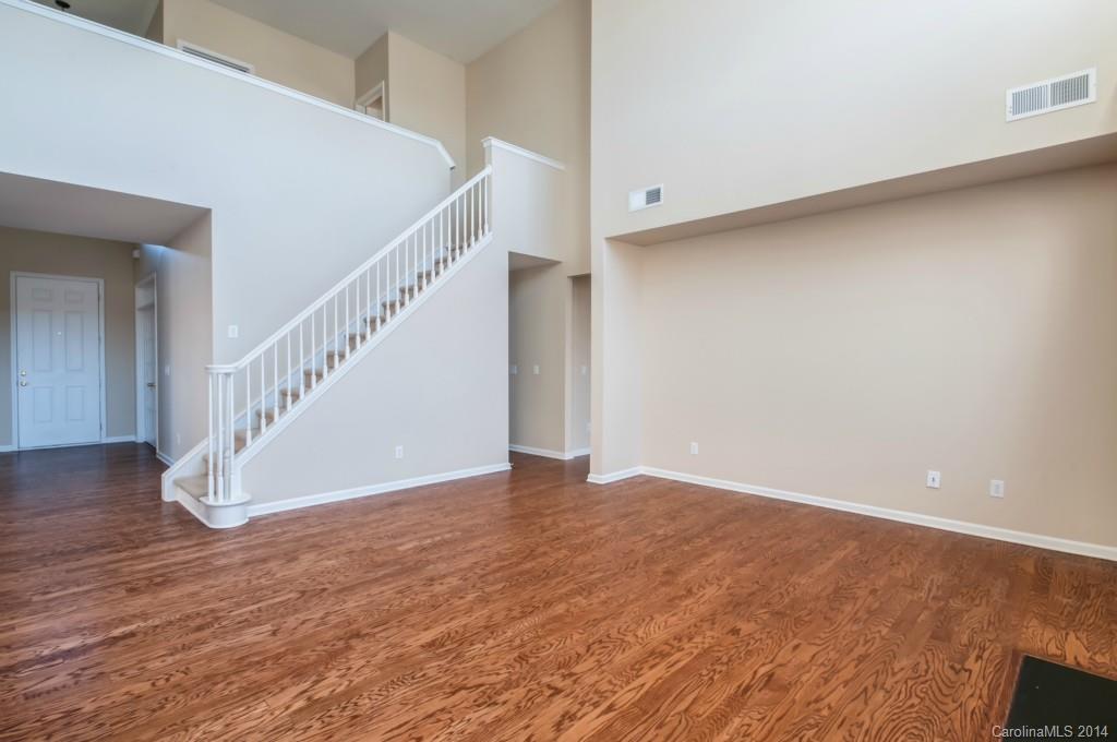 Old Stone Crossing - Residential