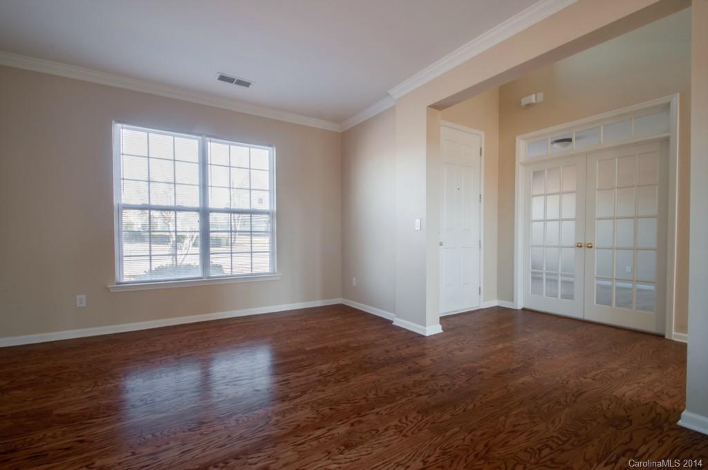 Old Stone Crossing - Residential