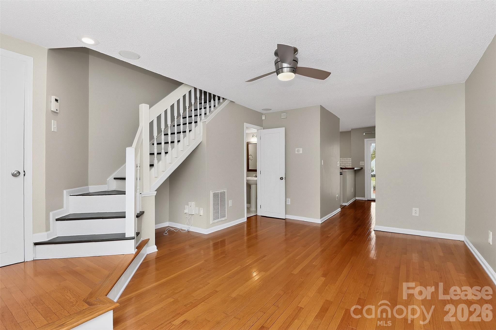 8240 Circle Tree Lane