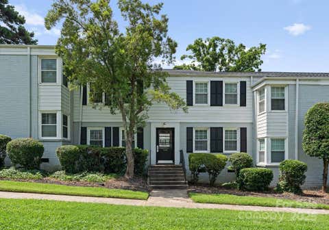 Photo for 504 Wakefield Drive A