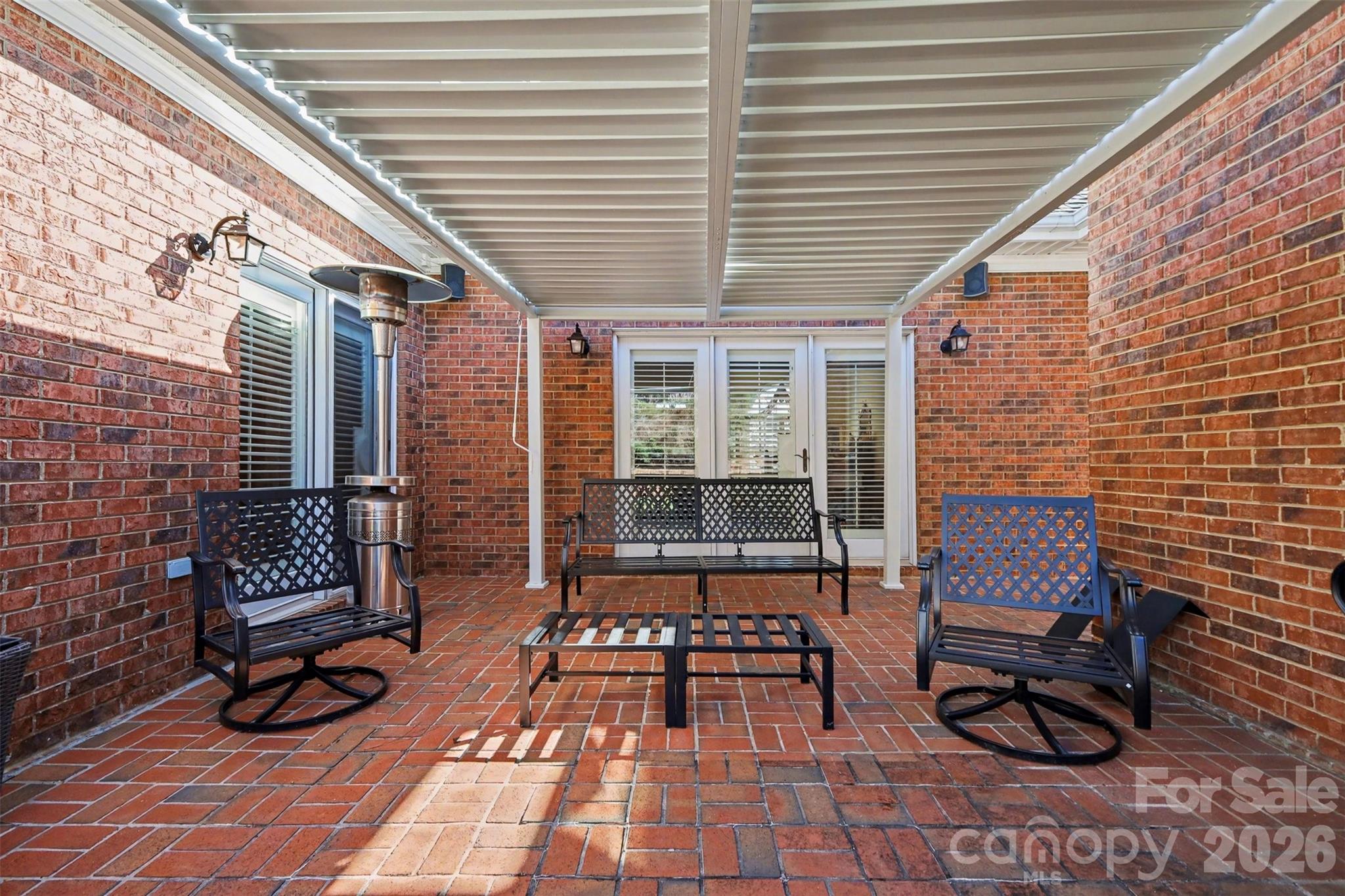 Lake Club Commons - Residential