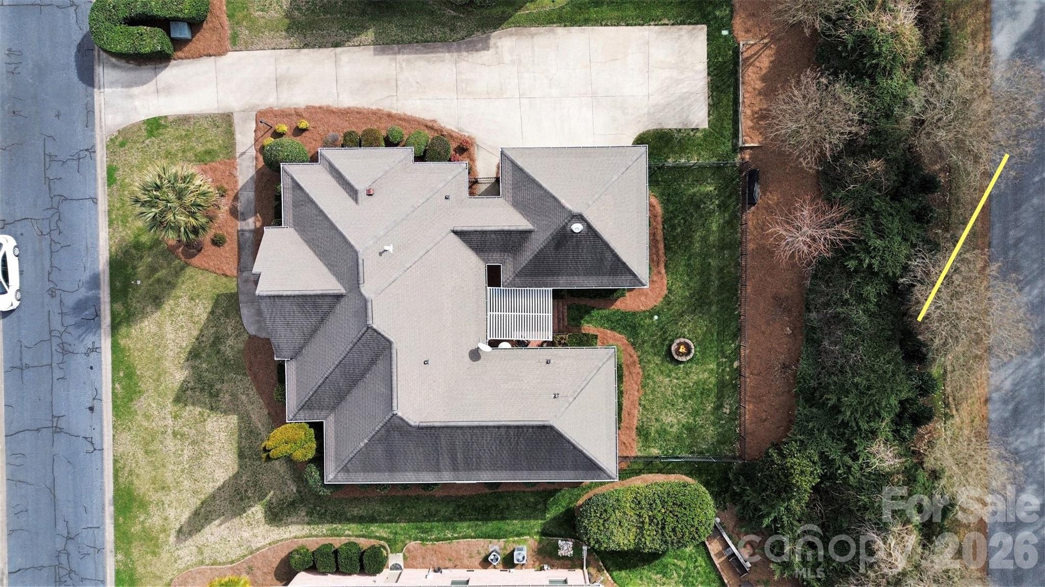 Lake Club Commons - Residential