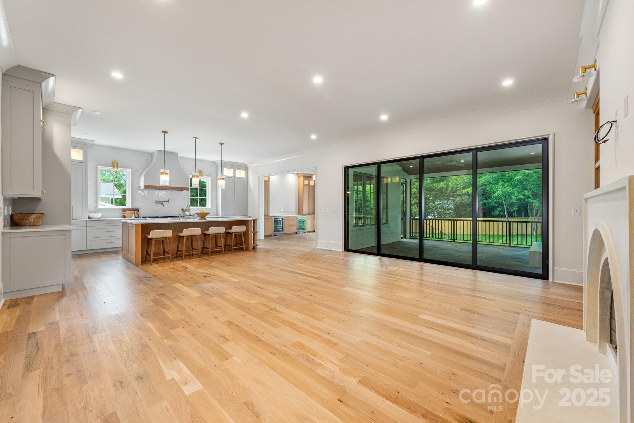 Lansdowne - Residential