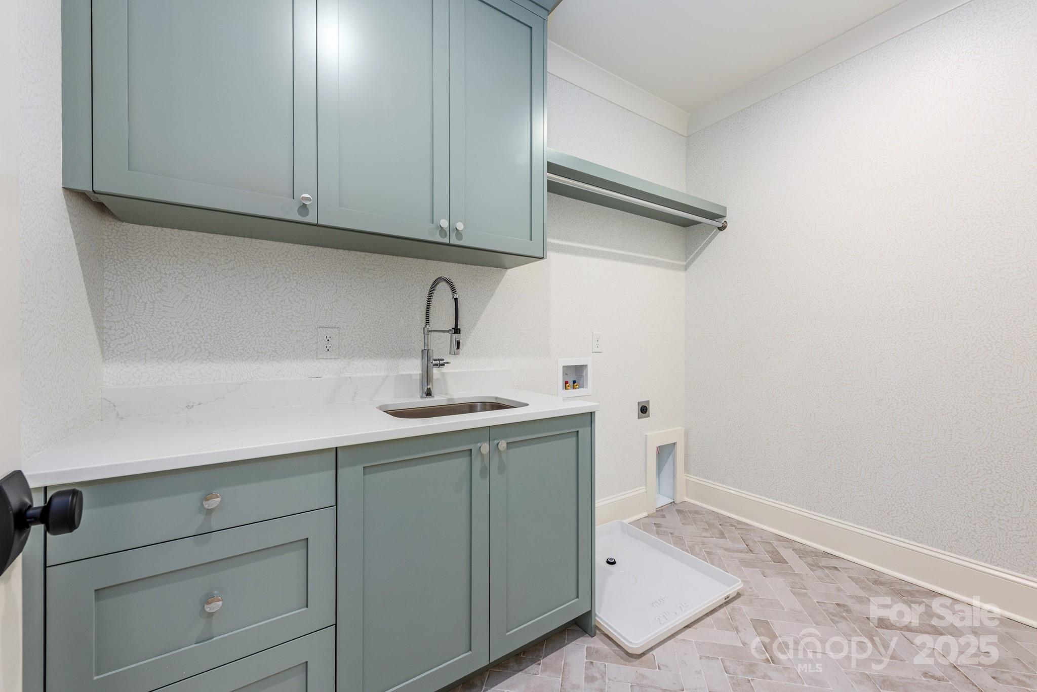 Lansdowne - Residential