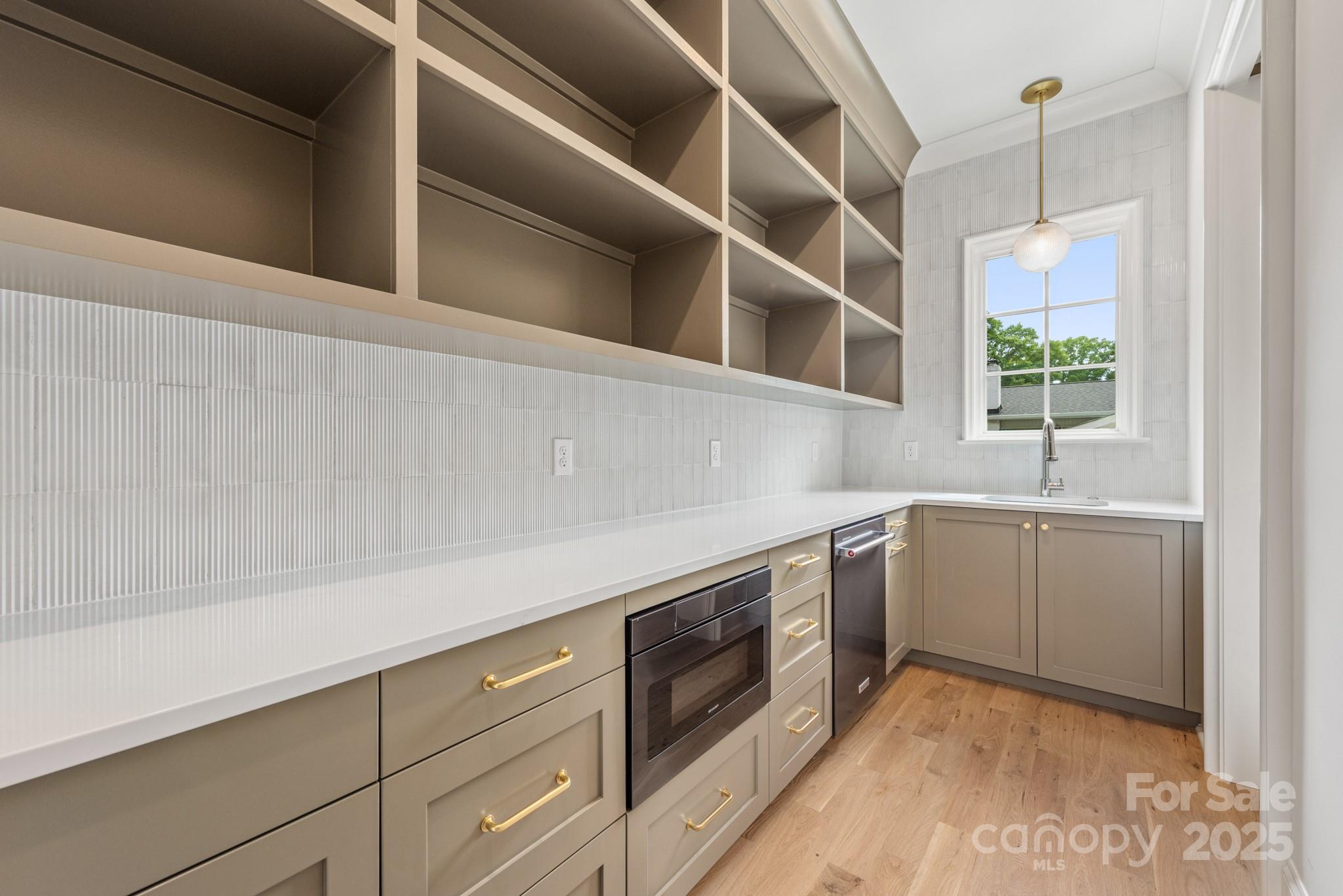 Lansdowne - Residential