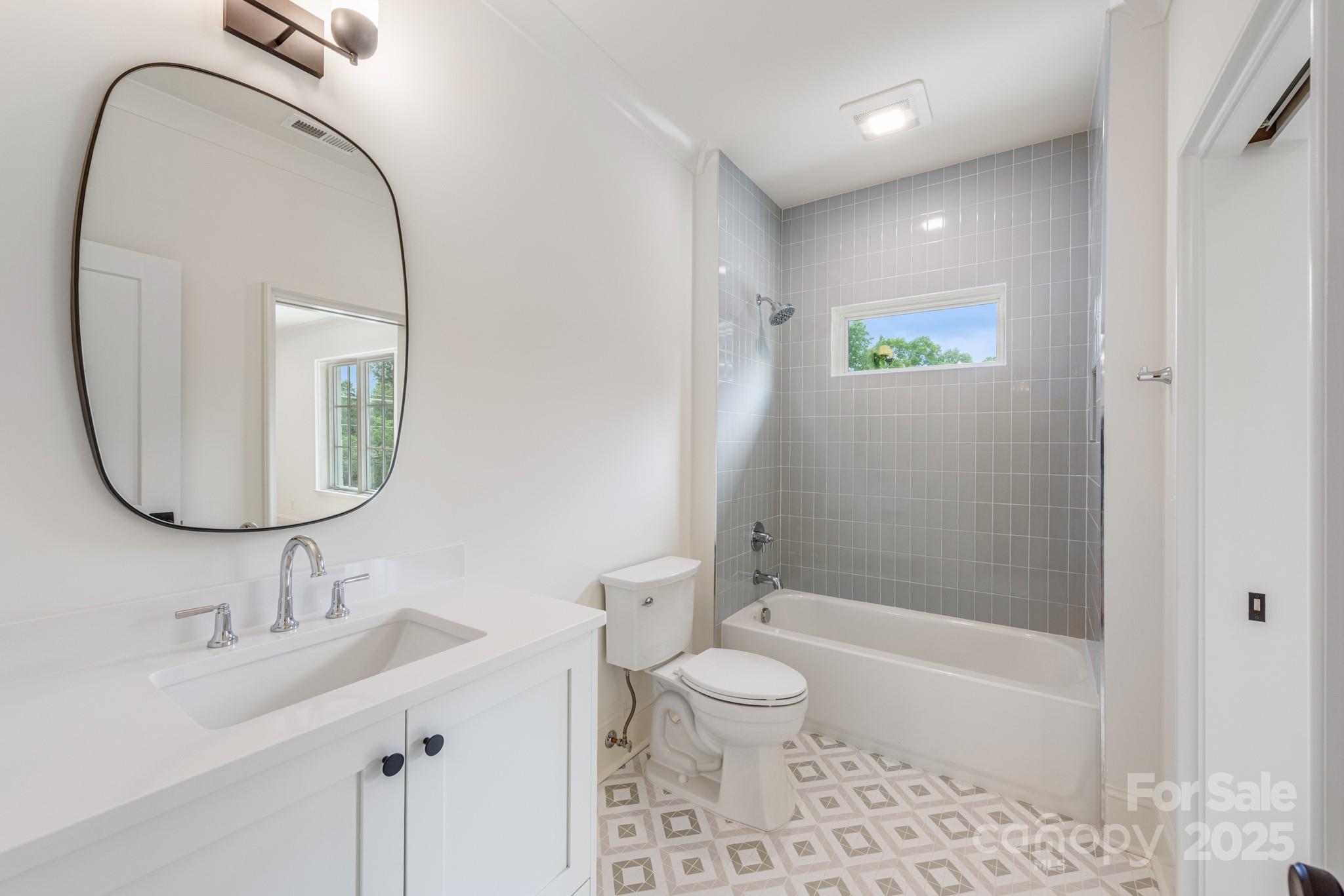 Lansdowne - Residential