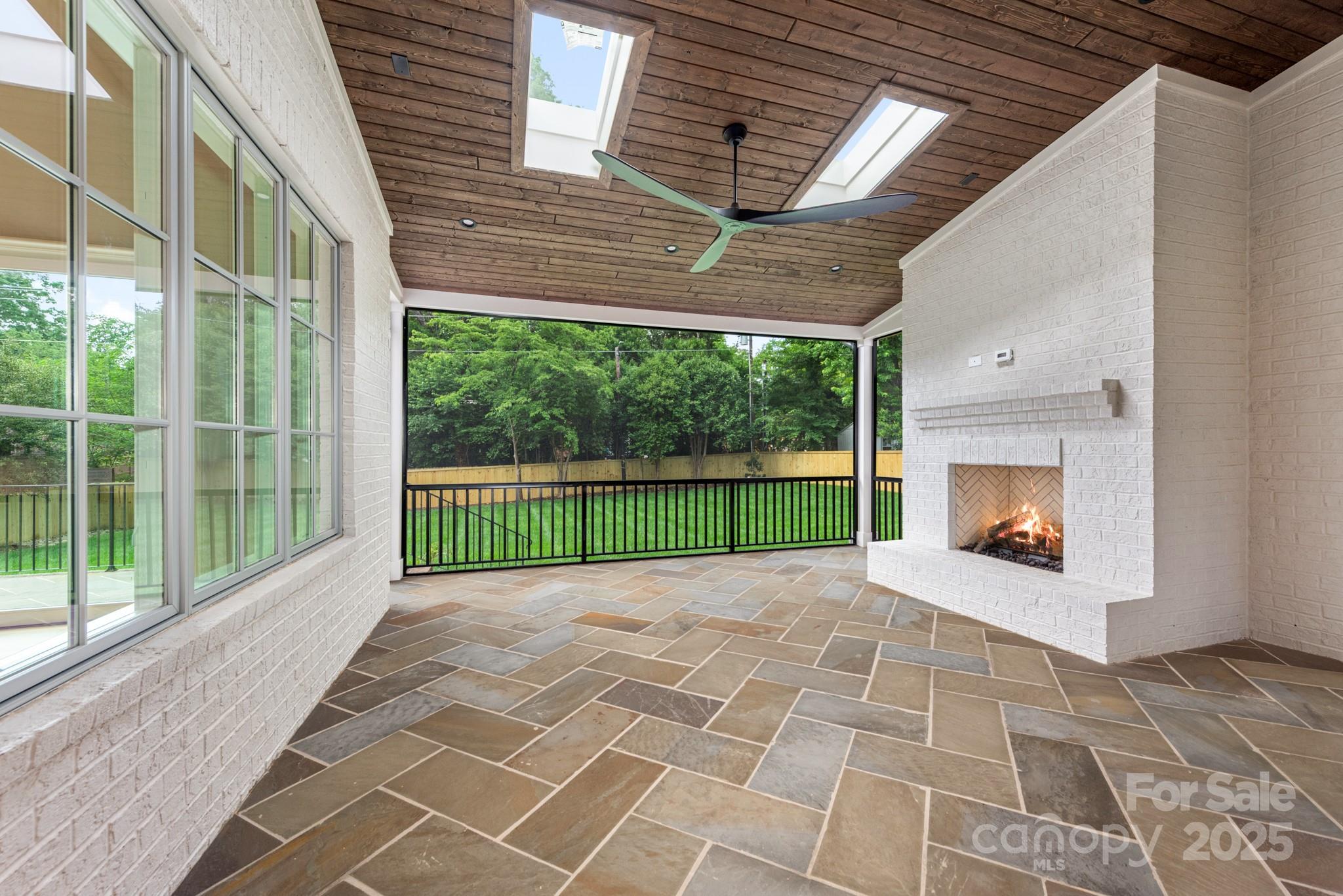 Lansdowne - Residential