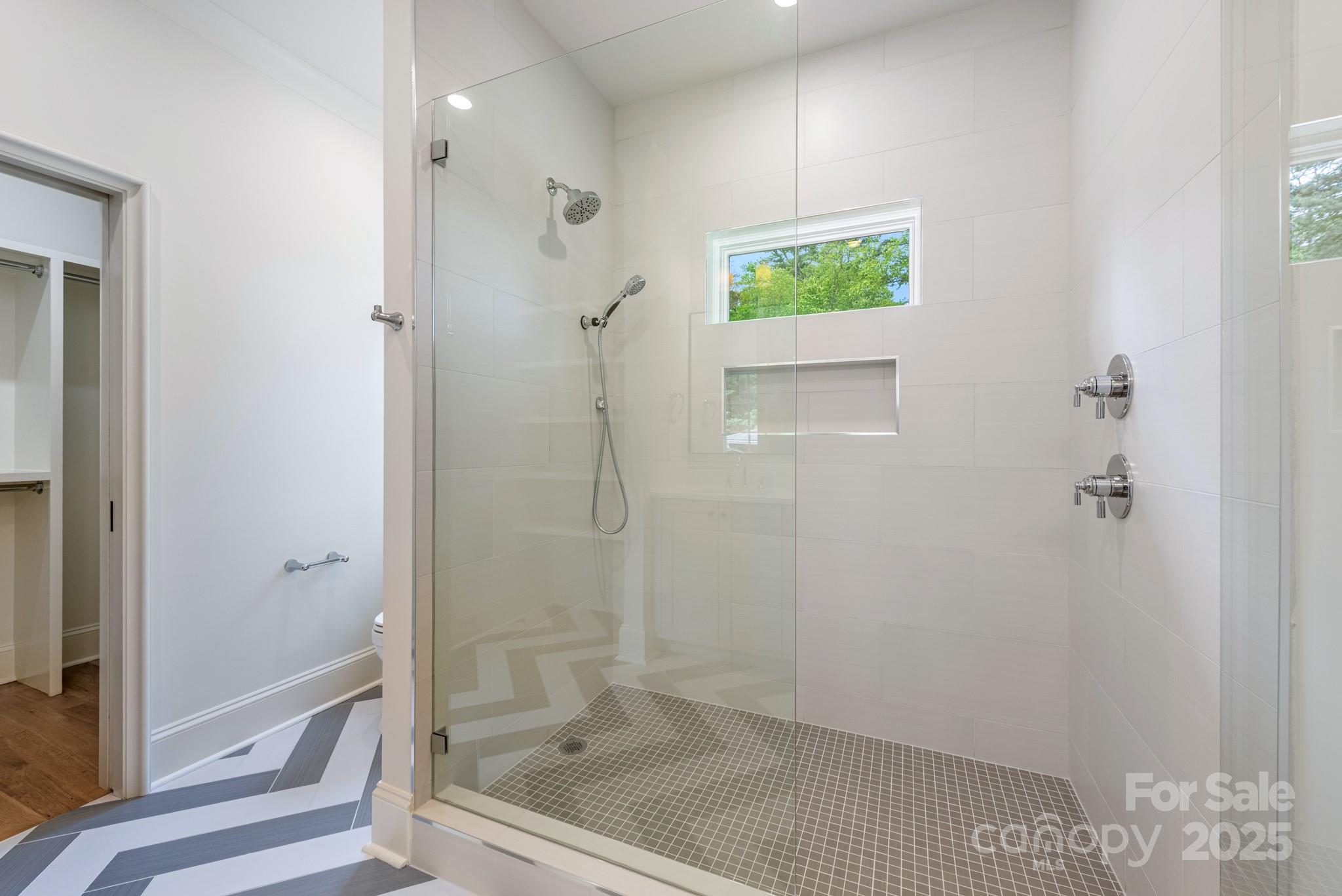 Lansdowne - Residential