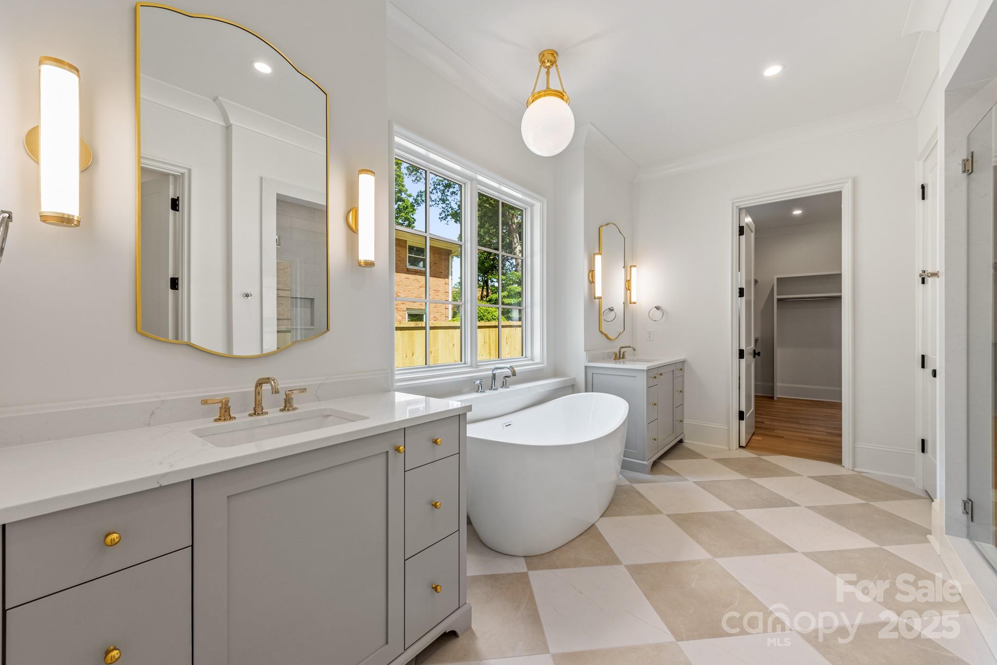 Lansdowne - Residential