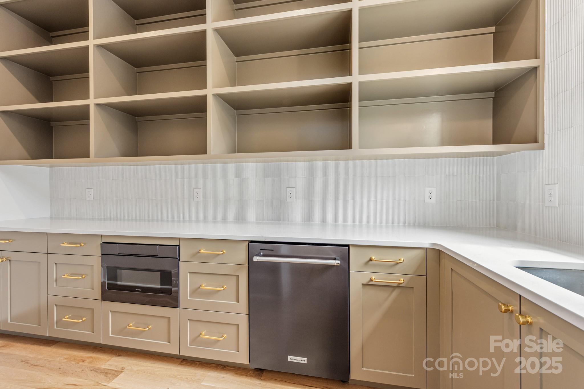 Lansdowne - Residential