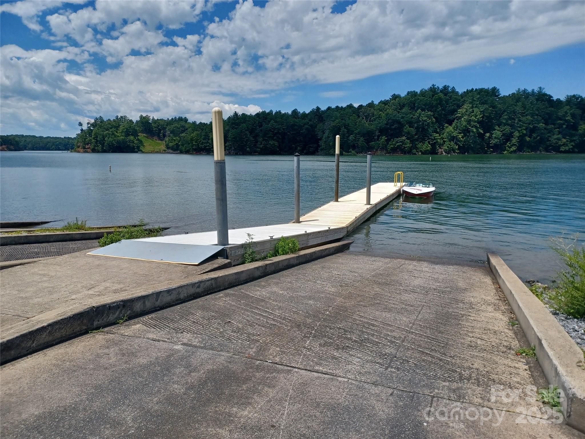 Blackberry Creek - Land