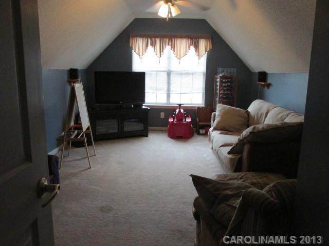 Beaver Pond - Residential