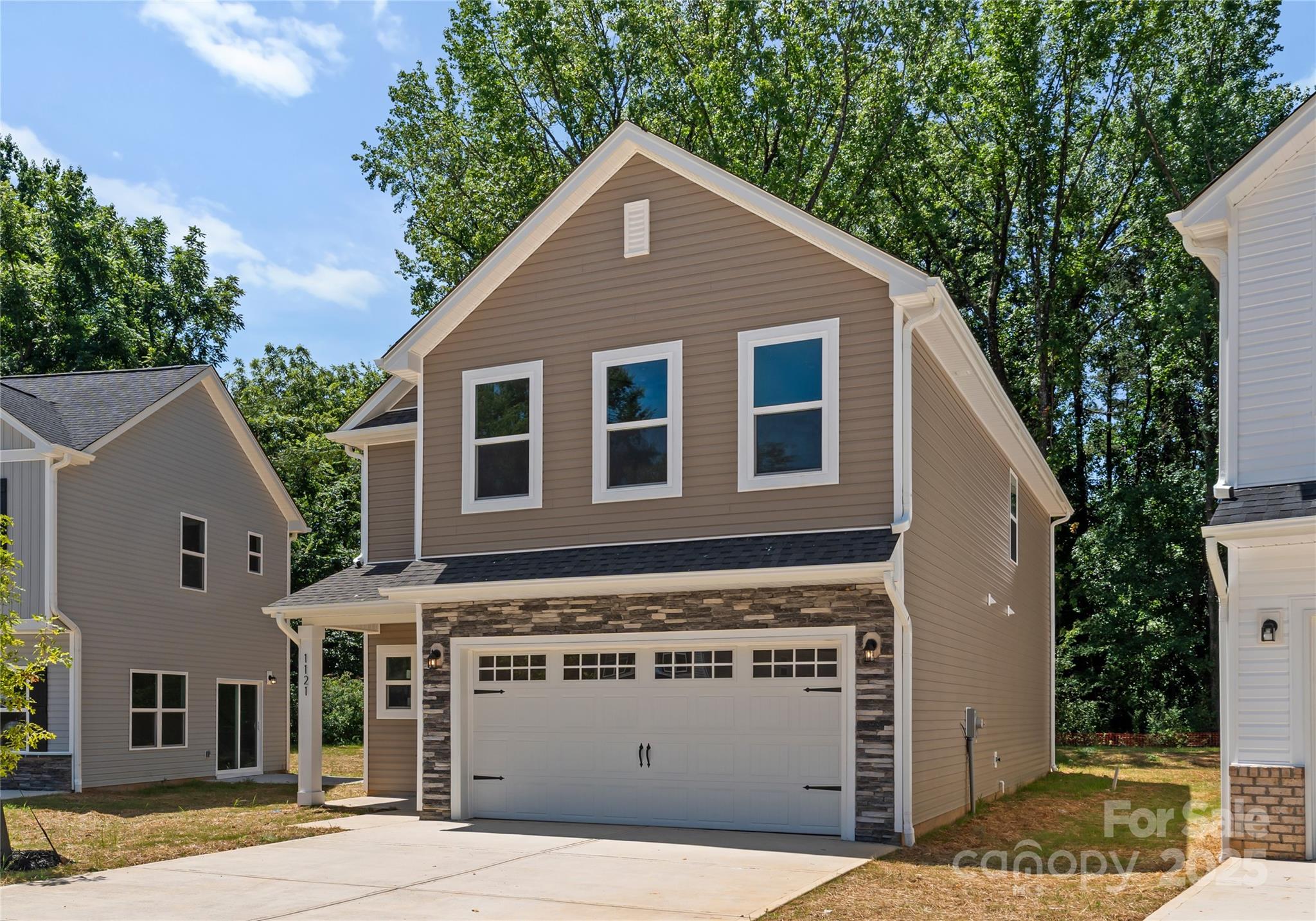1121 Thayer Glen Court