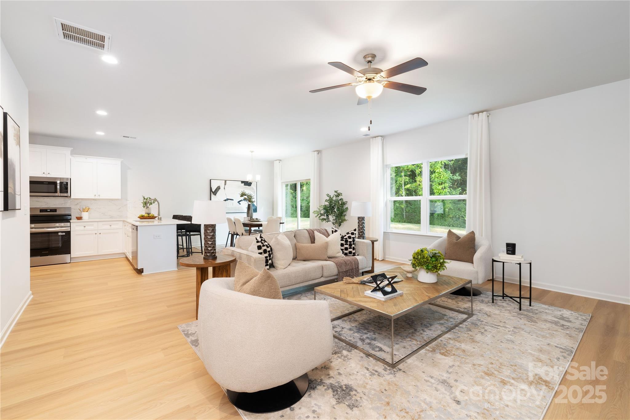 1121 Thayer Glen Court