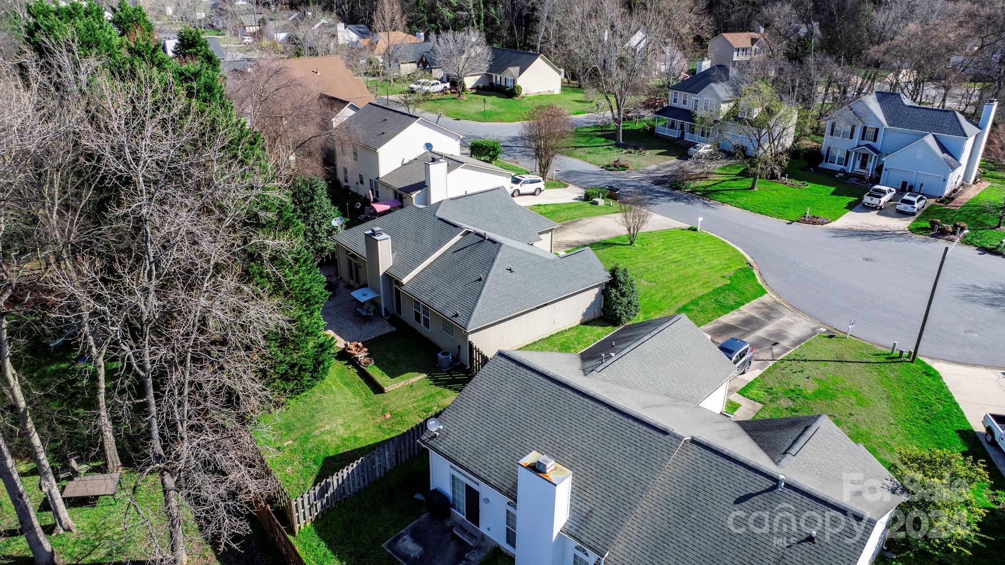 Ridge Crossing - Residential