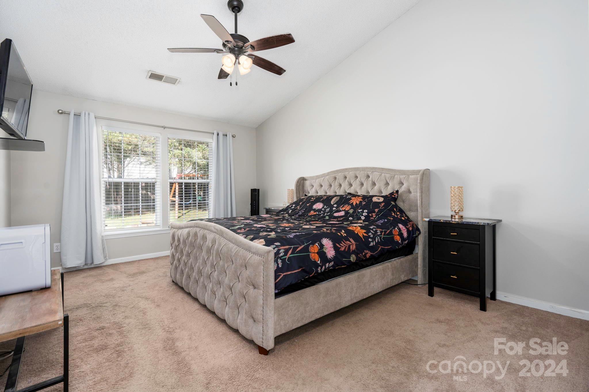 Ridge Crossing - Residential