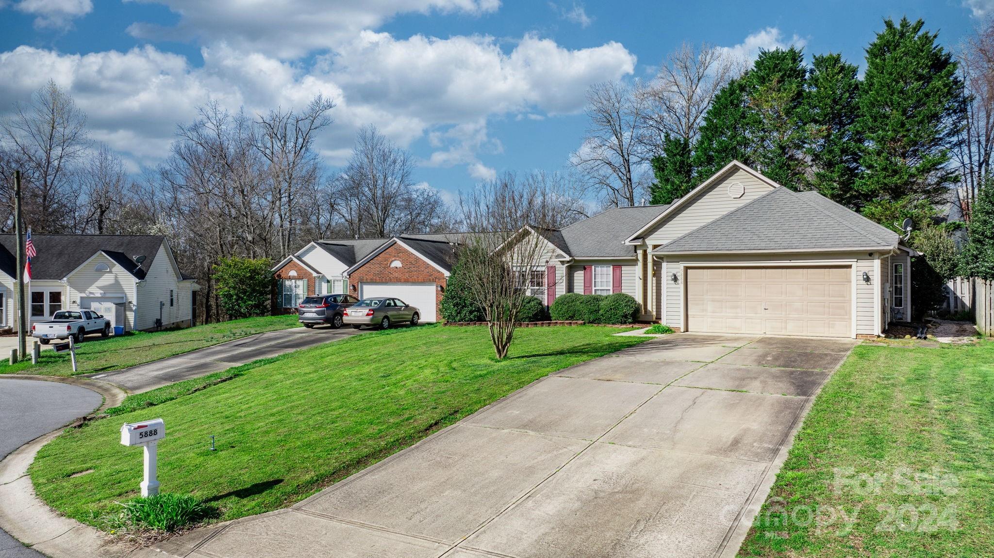 Ridge Crossing - Residential