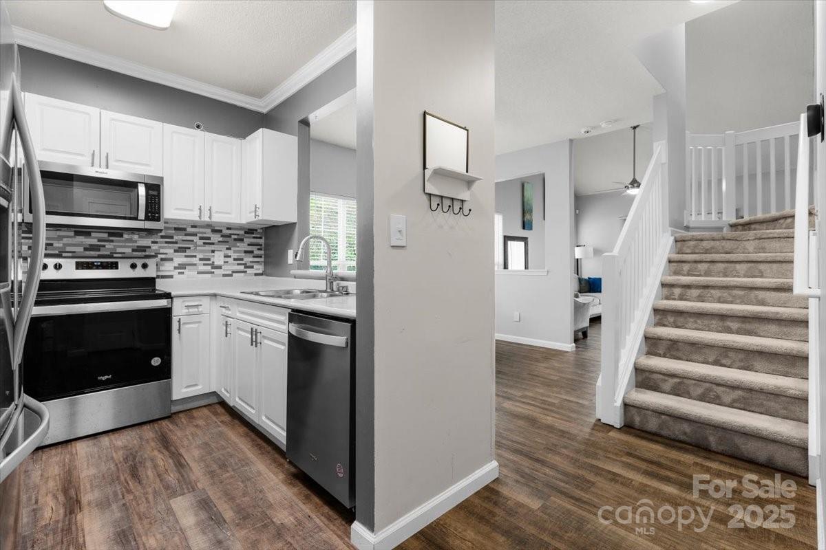 6359 Mallard View Lane