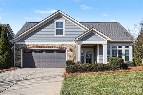 Photo of 8315 Parknoll Drive, Huntersville, NC 28078 (MLS # 4340465)
