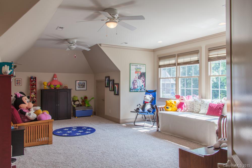 Liberty Hill Pointe - Residential