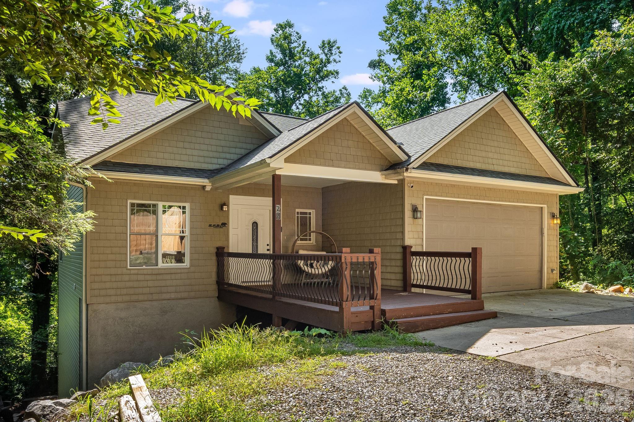 28 Greenbriar Road