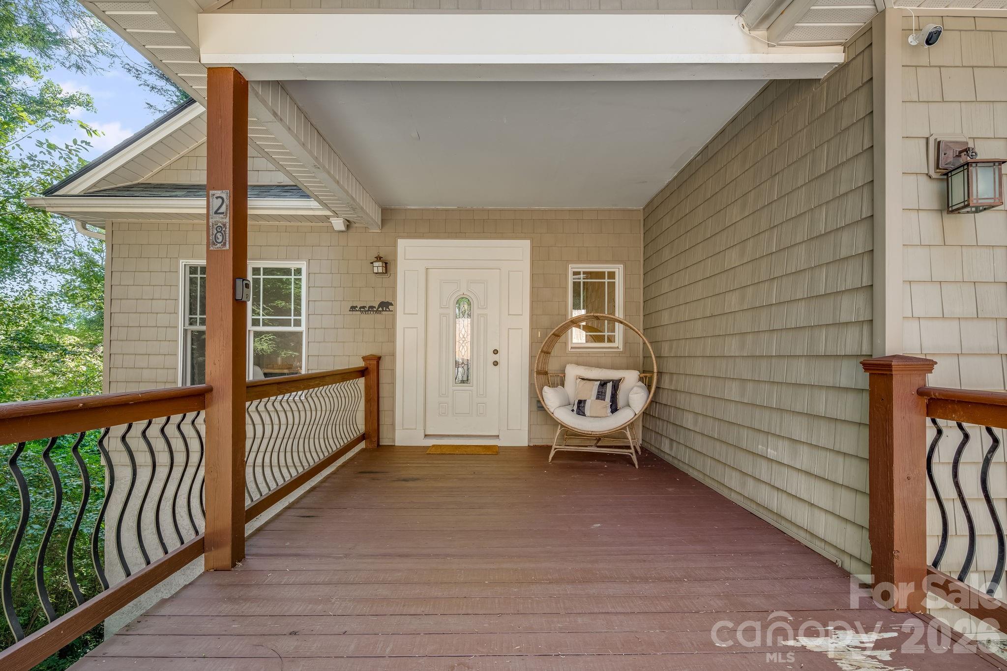 28 Greenbriar Road