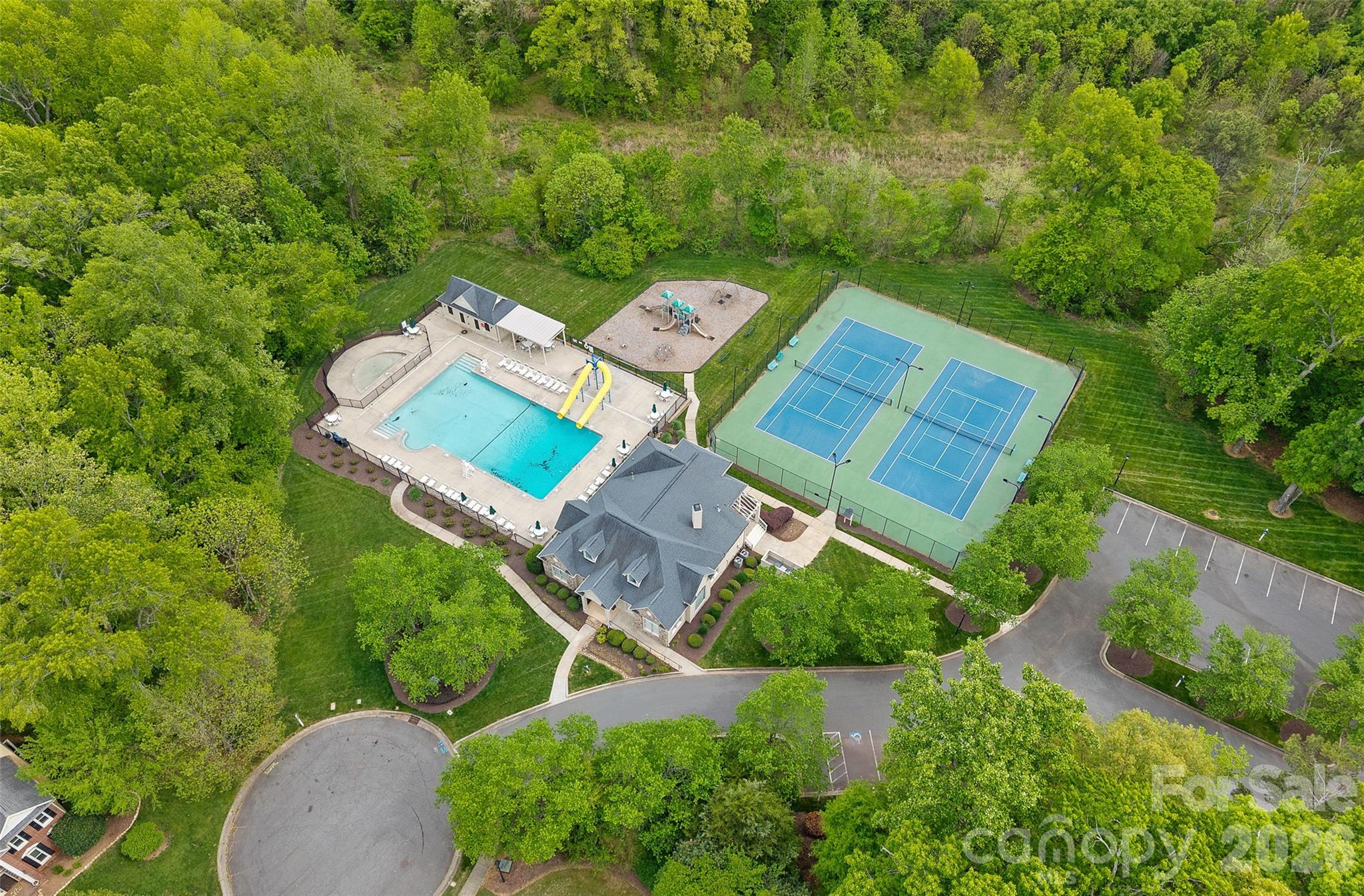 The Hamptons - Residential