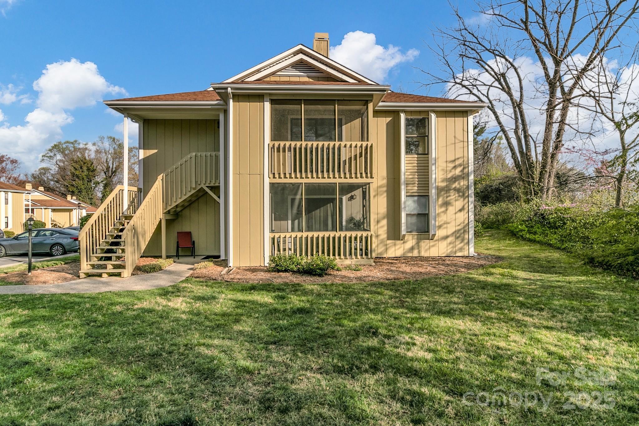 110 Heywood Road 13D